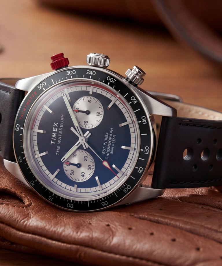 TW2Y93300 Reloj Waterbury Heritage Chronograph de 39 mm con correa de piel: siluetas clave de la campaña (fotos de producto) Imagen