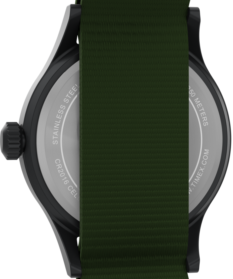 Imagen de la tapa trasera del reloj Expedition Scout de 40 mm con correa de tela TW4B04700