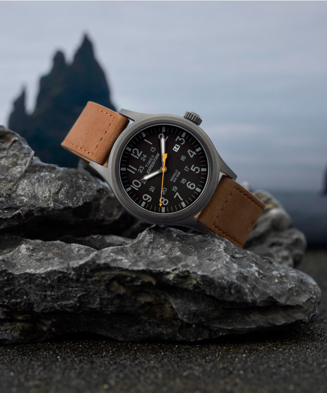 TW4B26000 Expedition Scout 40mm Leather Strap Watch Campaign Key Silhouettes (Beauty shots) Image