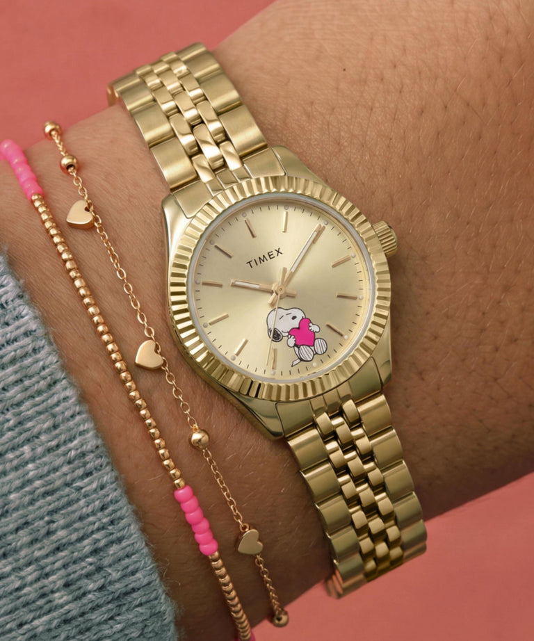 TW6A07400 Reloj Peanuts x Timex Legacy Mini Heart Hug de 25 mm con brazalete de acero inoxidable  Imagen principal de la muñeca