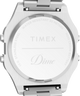 TWG068300 Dime x Timex - Presentado por END. Set de regalo con reloj de 34 mm con brazalete de acero inoxidable. Imagen del fondo de la caja