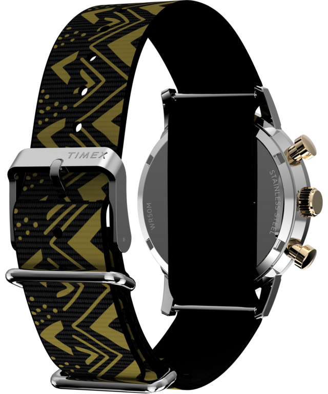 TWG069100 Vontélle x Timex Marlin: reloj cronógrafo de cuarzo de 40 mm con correa de tela, set de regalo; imagen del fondo de la caja con accesorio
